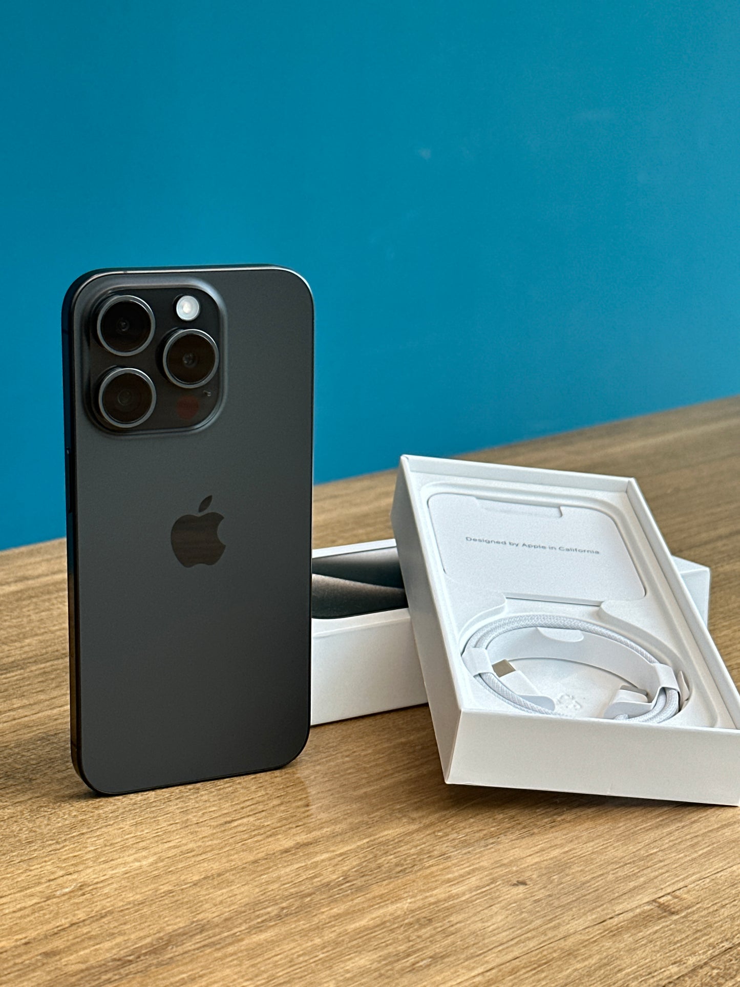 Apple iPhone 15 Pro Max *USED*