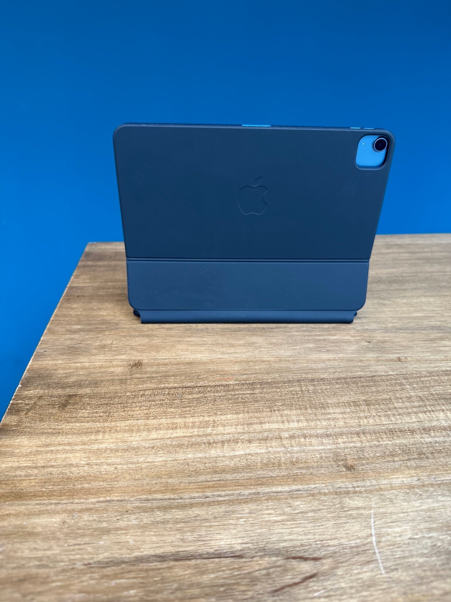 Magic / Smart Keyboard for iPad Pro 11-inch (4th & 3rd generation) and iPad Air (5th & 4th generation)